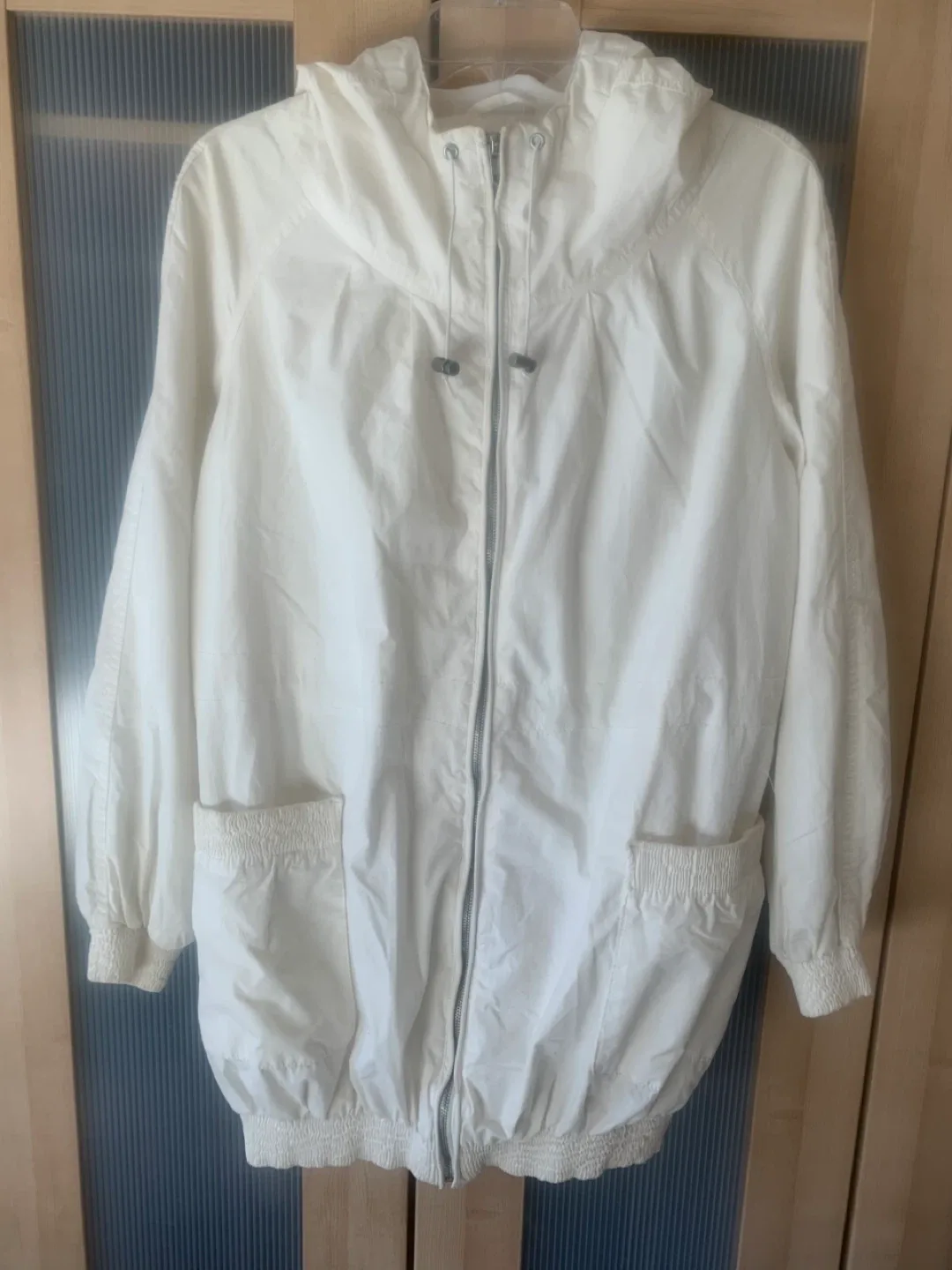 Vero Moda Cream Hooded Utility Jacket image indicator(3)