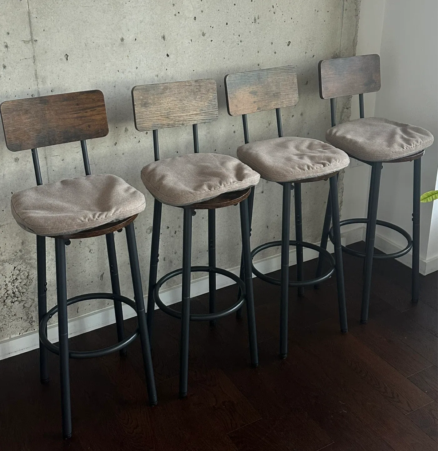 Set of 4 Bar Stools + Cushions