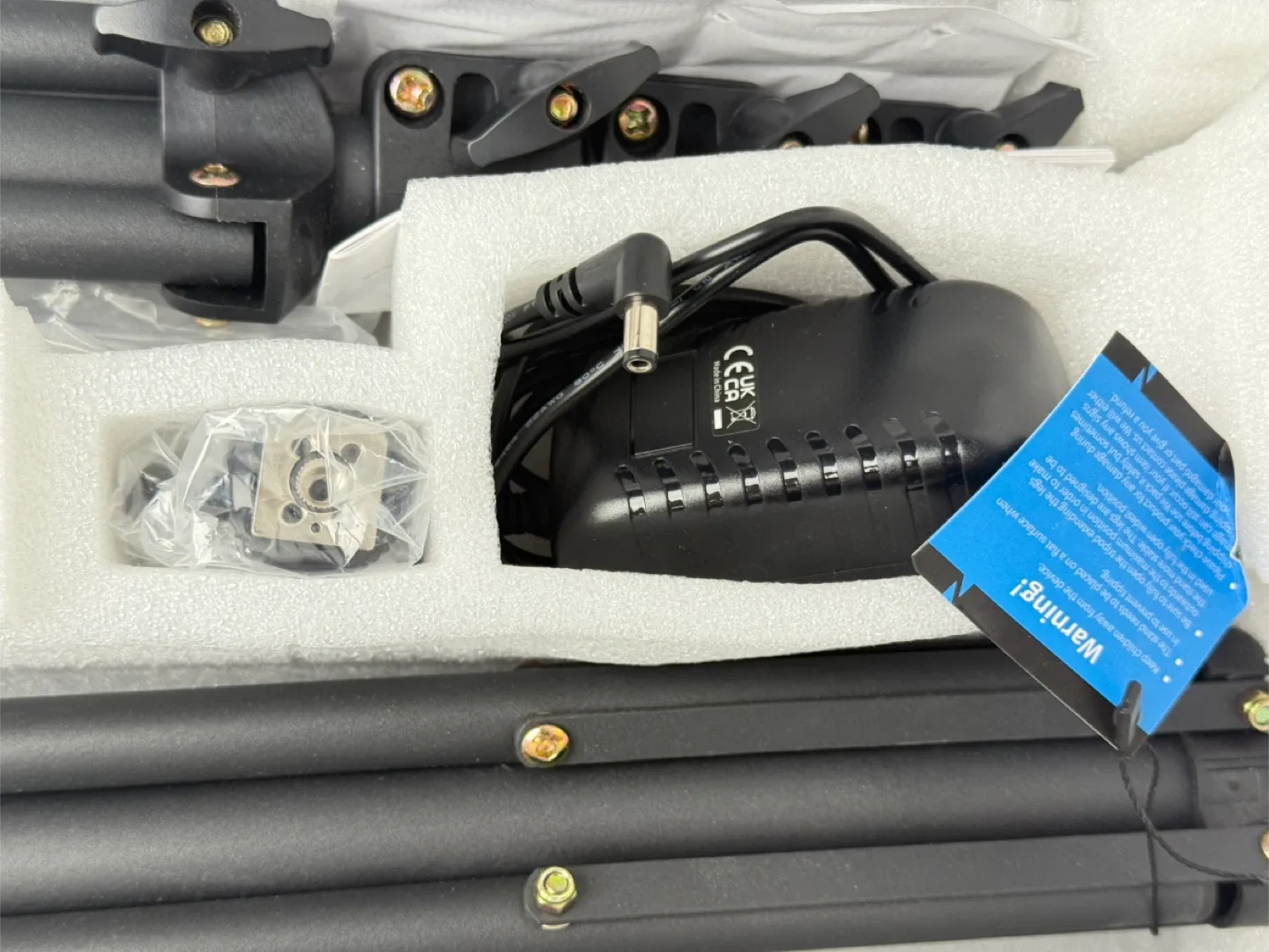 Neewer LED Panel Light & Tripod Kit image indicator(3)