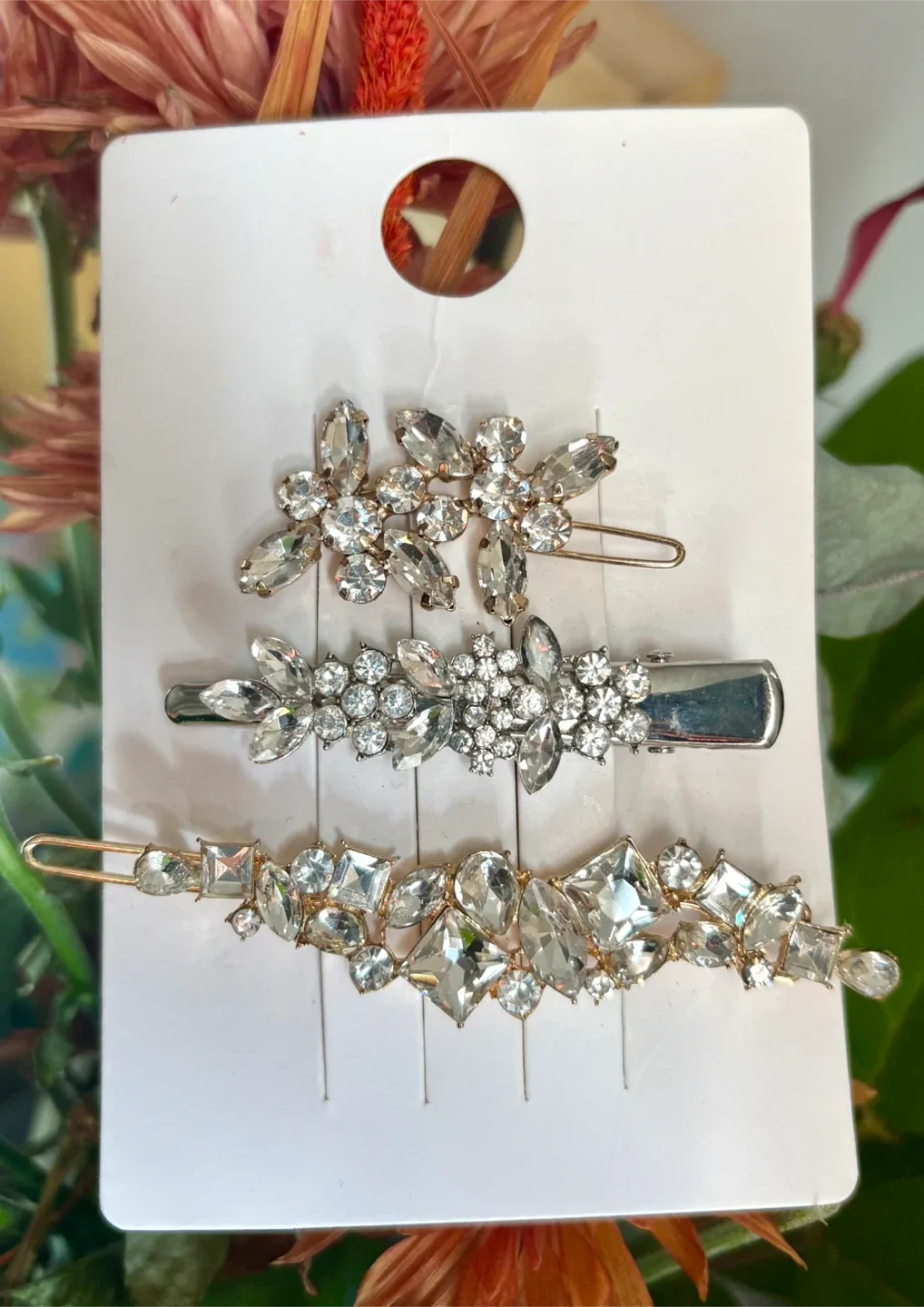 Hair accessories (new ) image indicator(3)