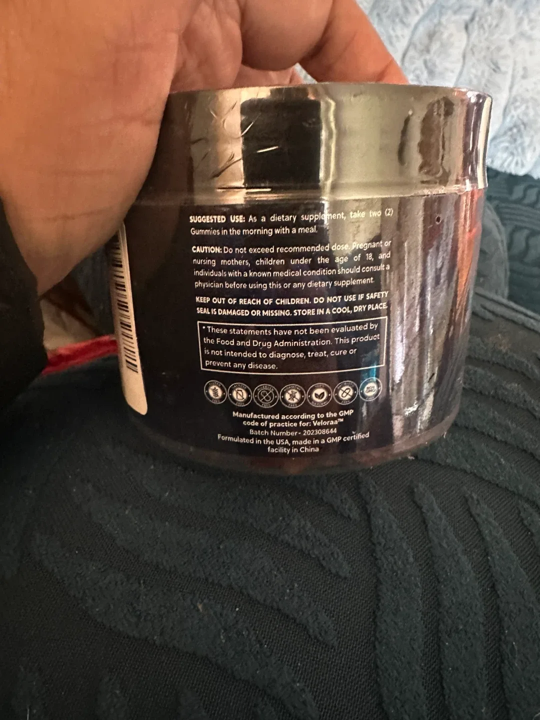 Veloraa Super Blend Shilajit Gummies - 60 Gummies image indicator(3)