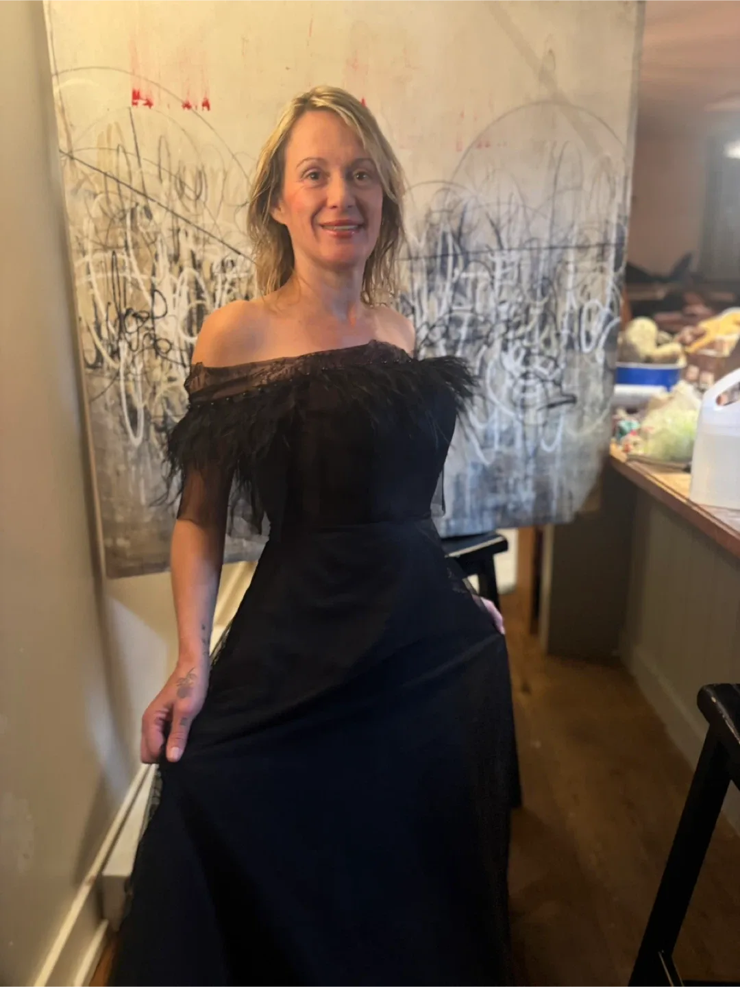 Black Off-the-Shoulder Feather Dress image indicator(5)