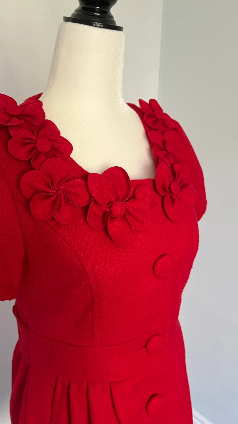 Wool button-up dress jacket with flower appliques - photo 2