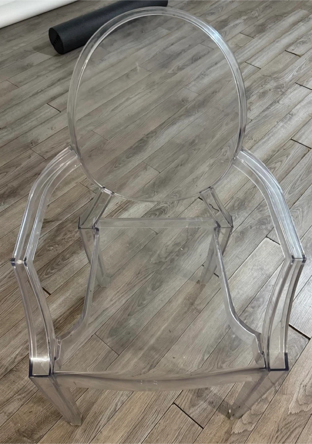 Clear Ghost Chair - Modern Seating