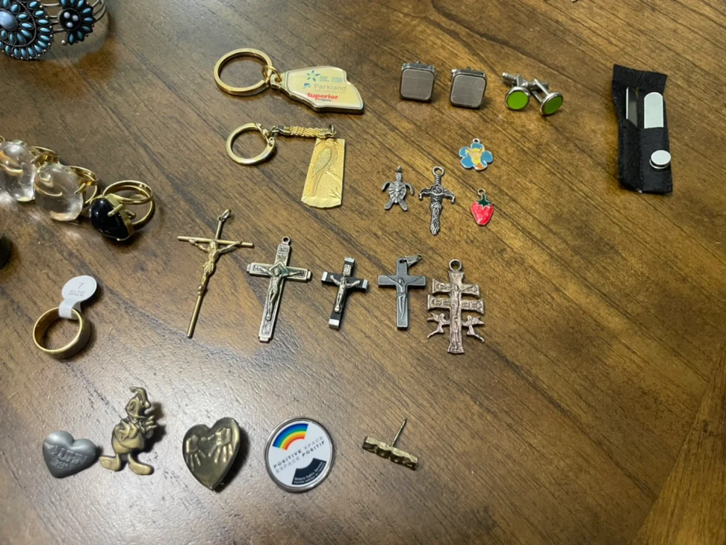 Assorted Rings and Jewelry image indicator(5)