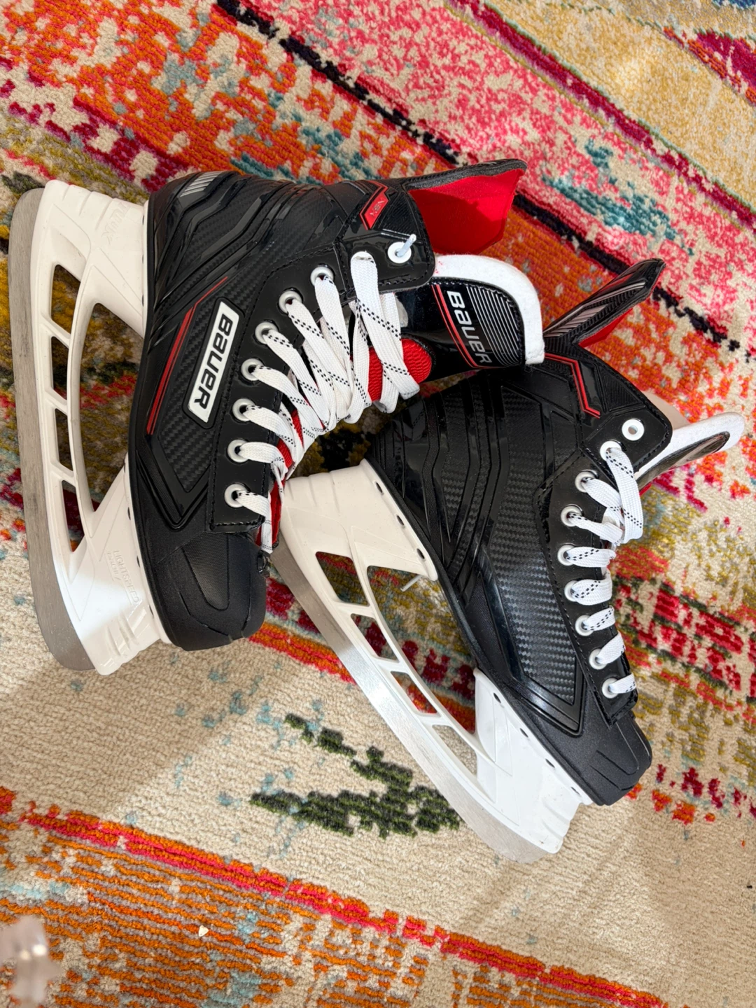 Women’s Bauer Hockey Skates - Size 9 like new