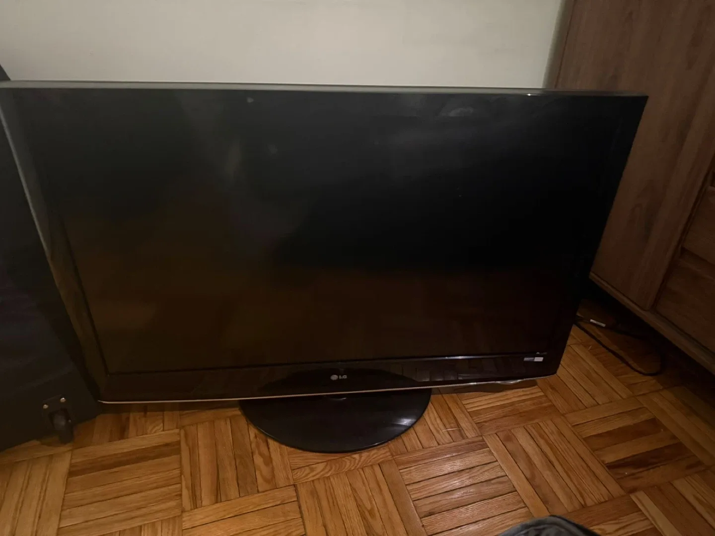 LG Black Flat Screen TV thumbnail