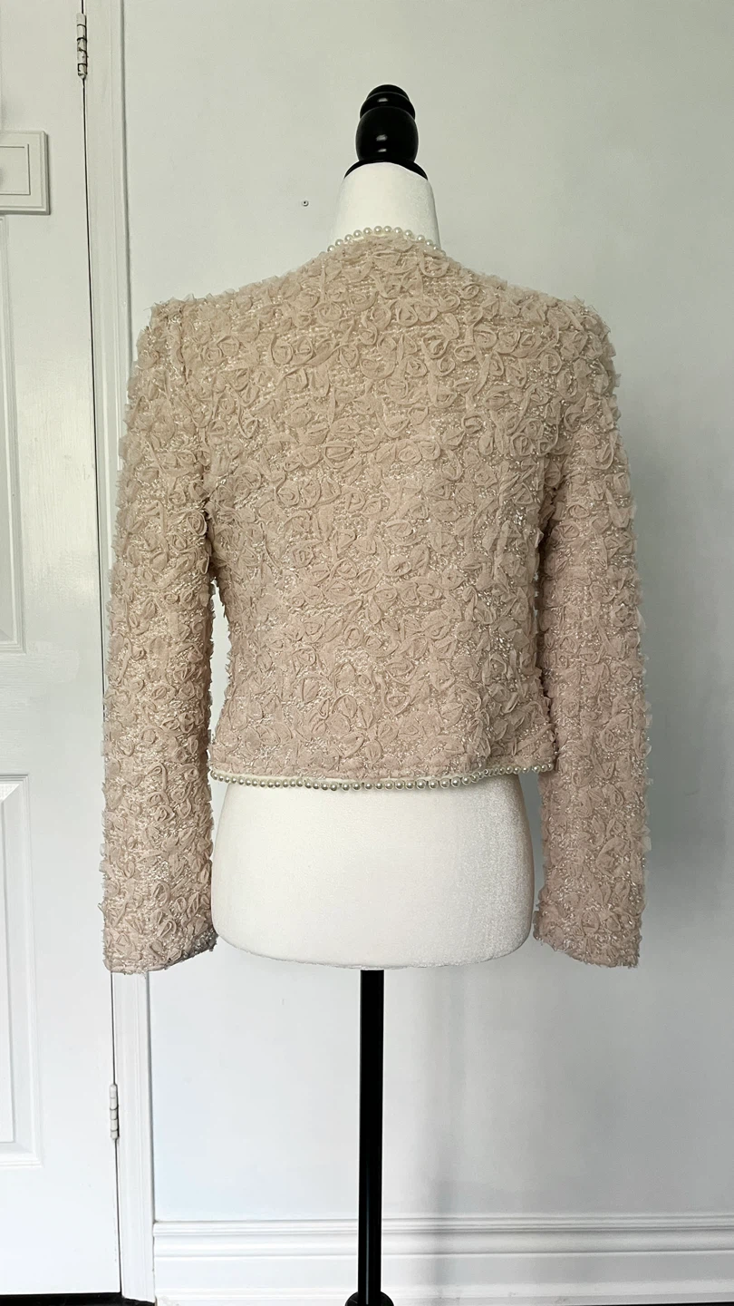 Beige floral tulle embroidered jacket with pearl trims - photo 4