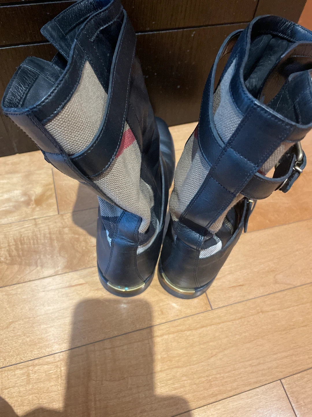 Burberry Black Leather Buckle Boots - Size 39 - photo 2