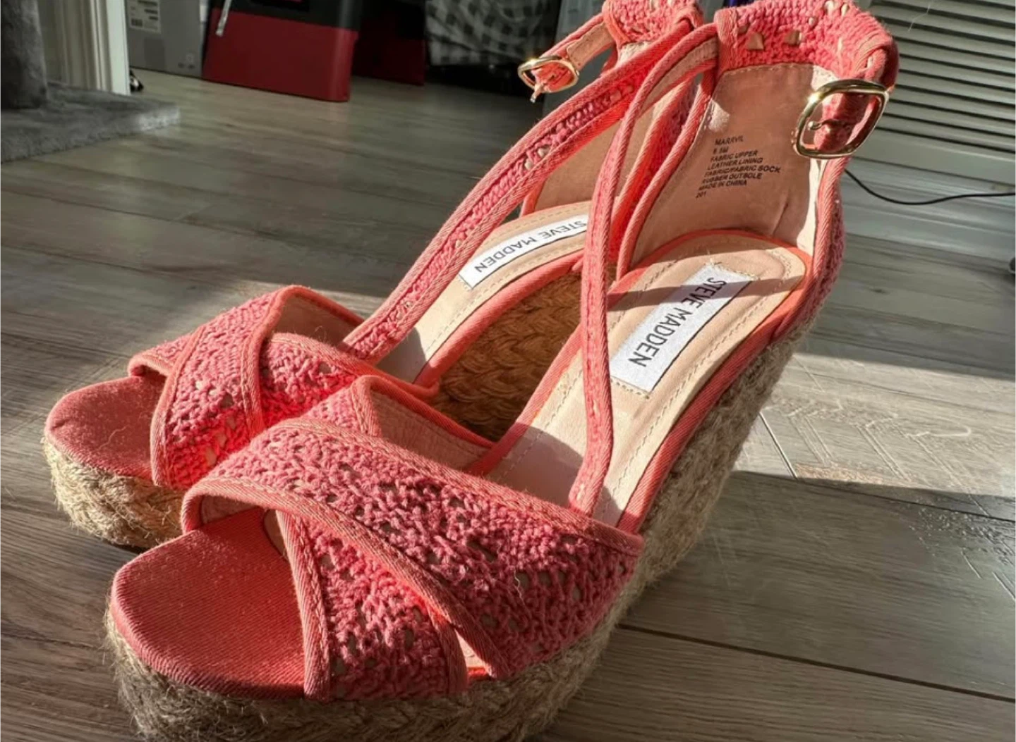 Steve Madden Marrvil Coral Wedge Sandals - Size 6.5