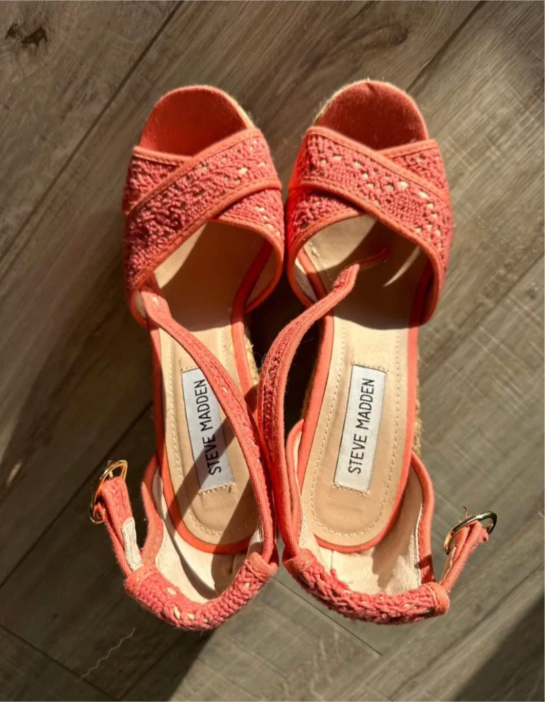 Steve Madden Marrvil Coral Wedge Sandals - Size 6.5 image indicator(3)