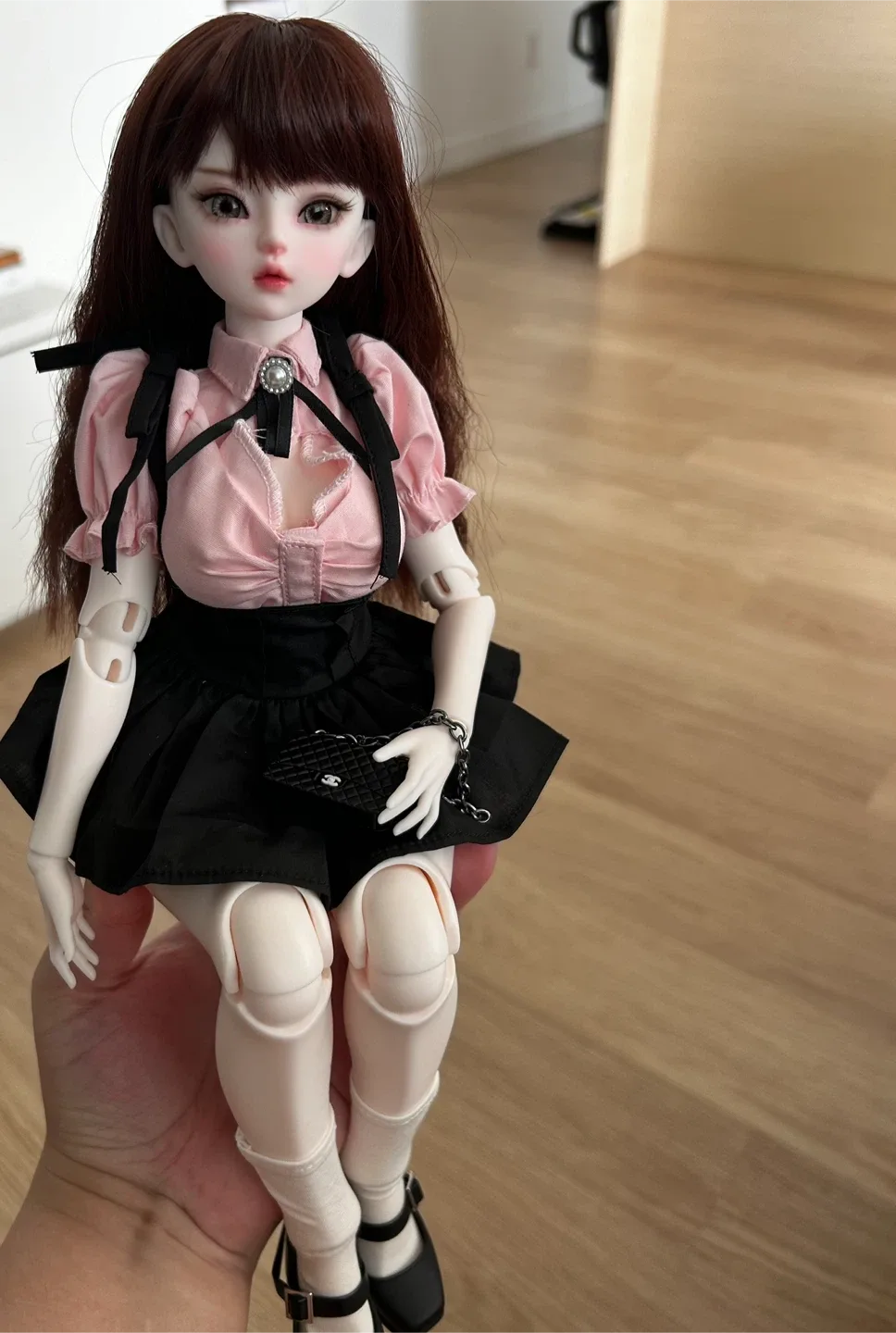 Ball-jointed Doll with Pink Top & Black Skirt image indicator(3)