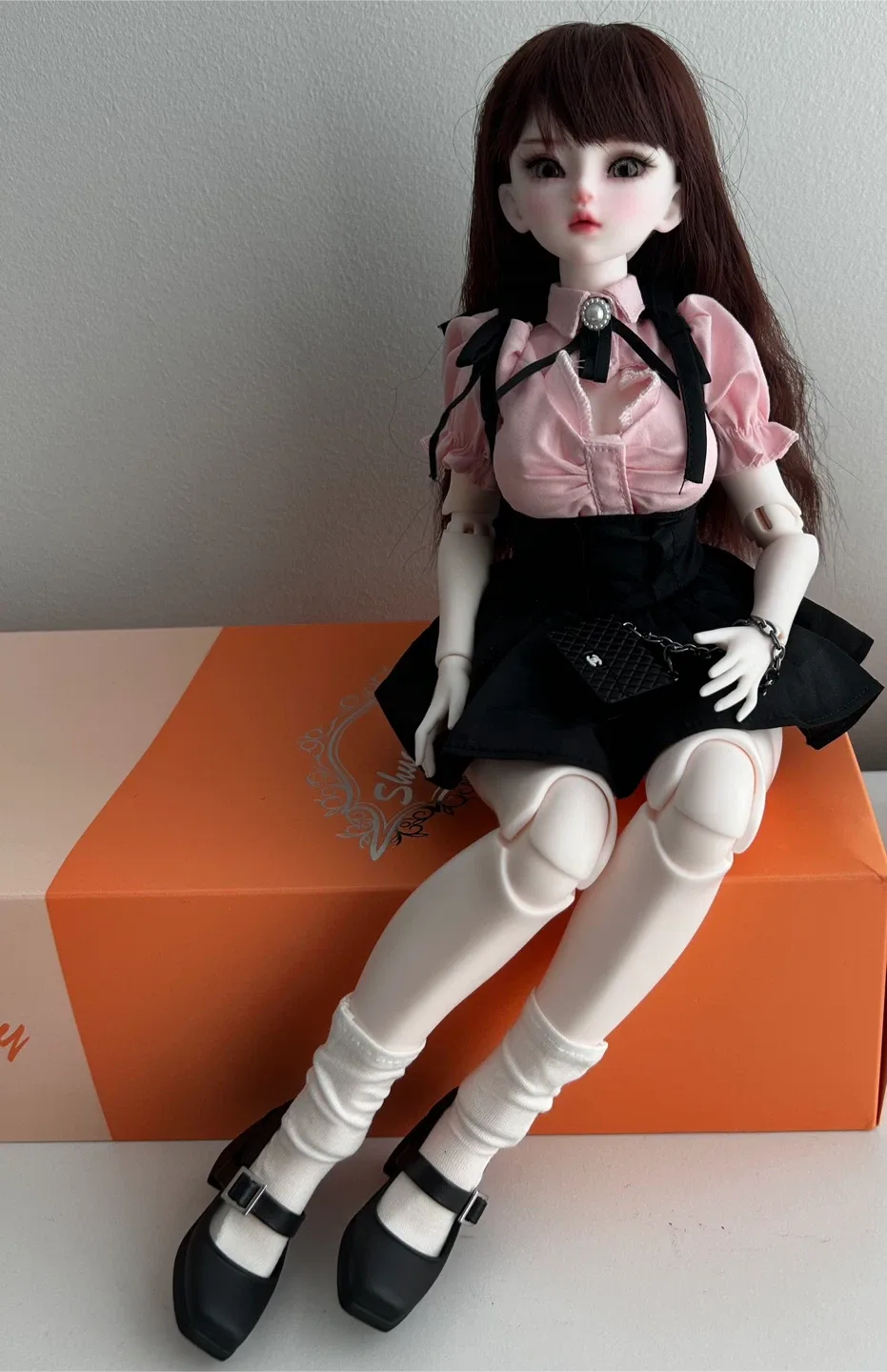Ball-jointed Doll with Pink Top & Black Skirt image indicator(2)