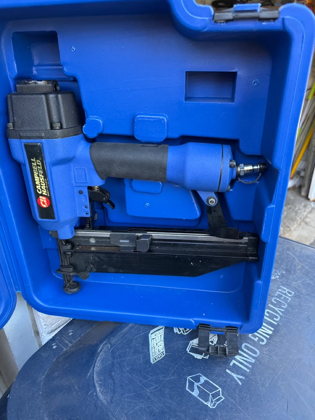 Campbell Hausfeld Nail Guns with Case image indicator(4)