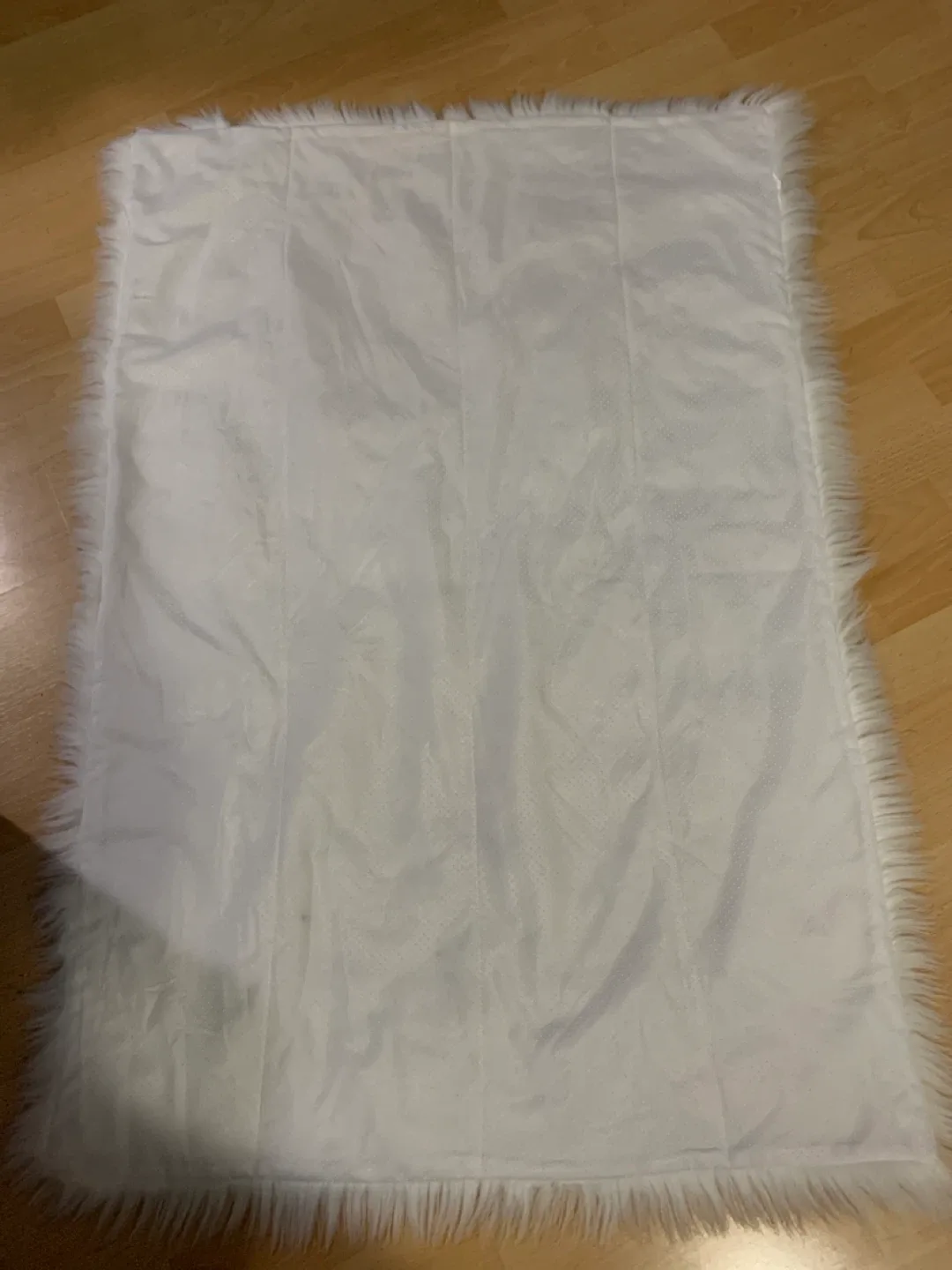 White Faux Sheepskin Rug thumbnail