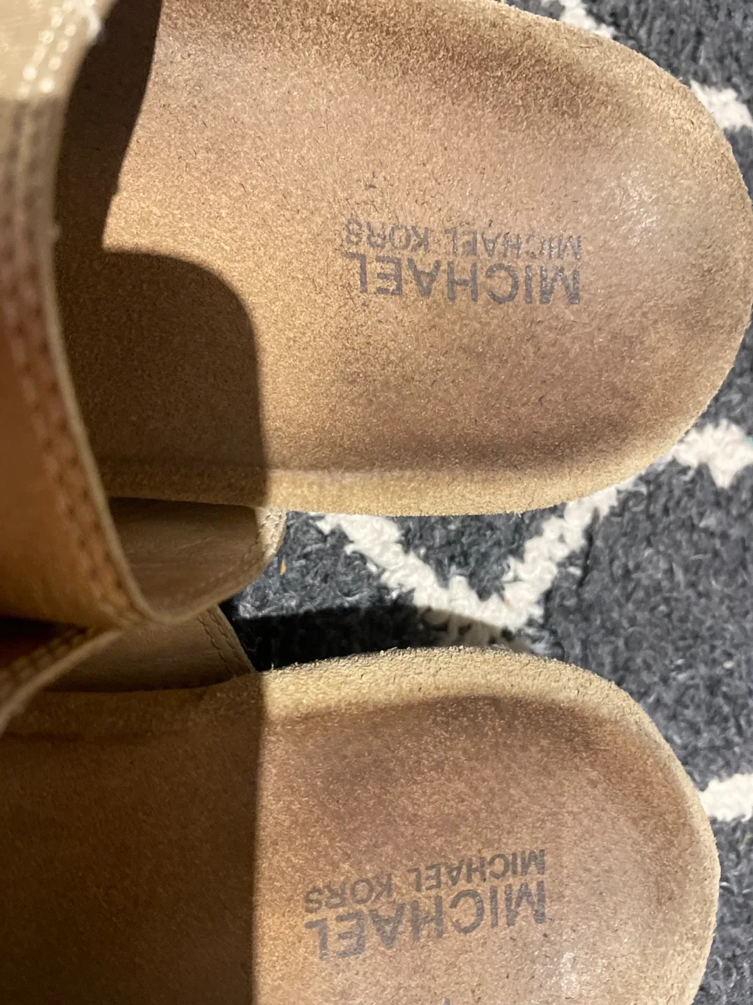 Michael Kors Gold Sandals - Size 8M image indicator(3)