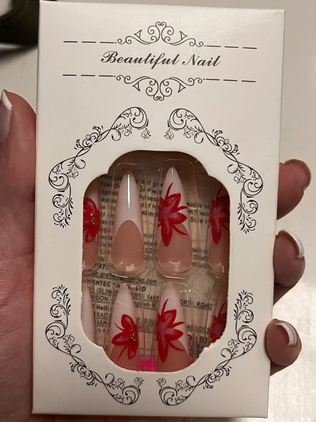 NEW Floral Press-on Nails thumbnail