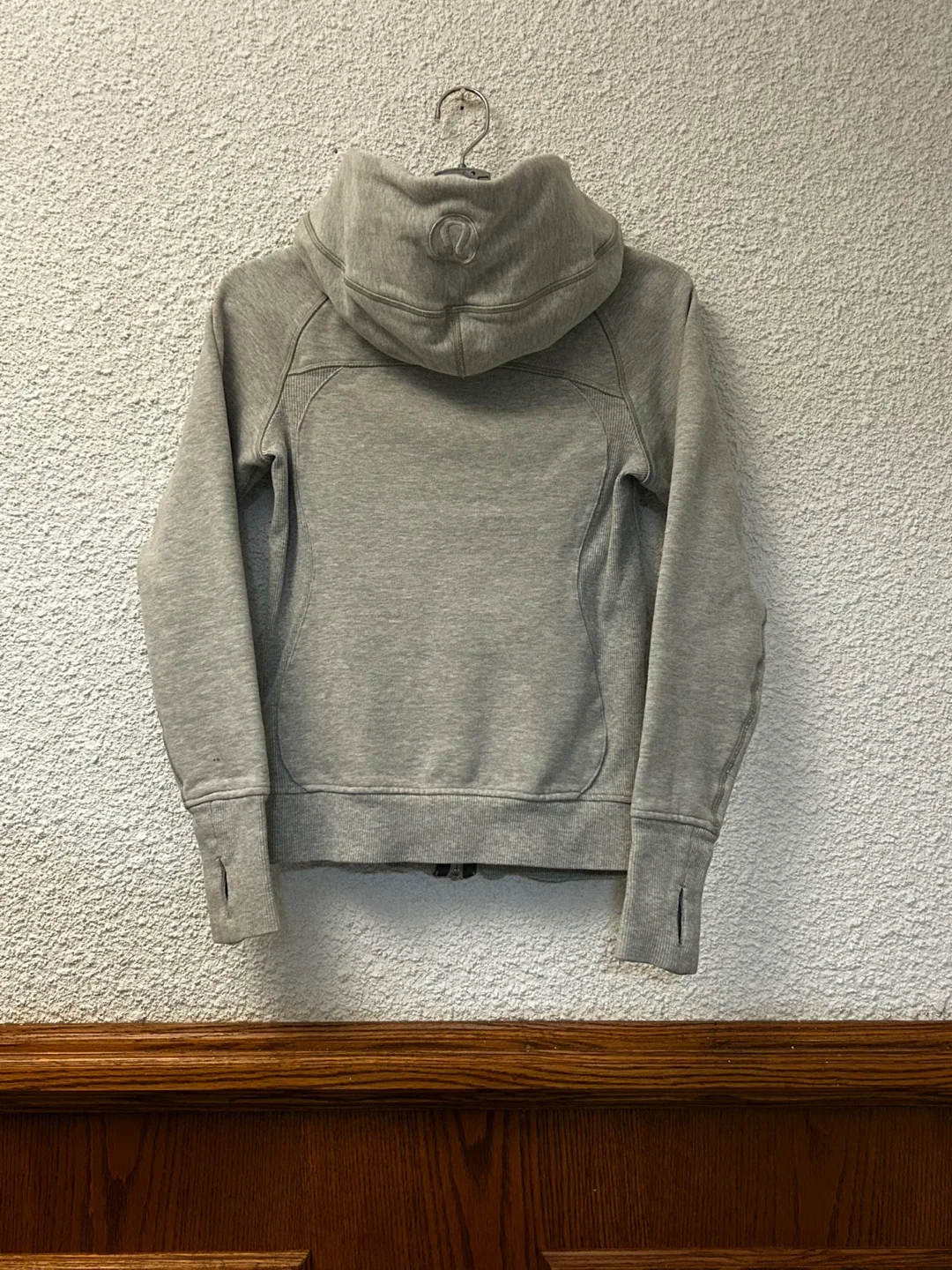 Lululemon Scuba Hoodie Grey image indicator(3)