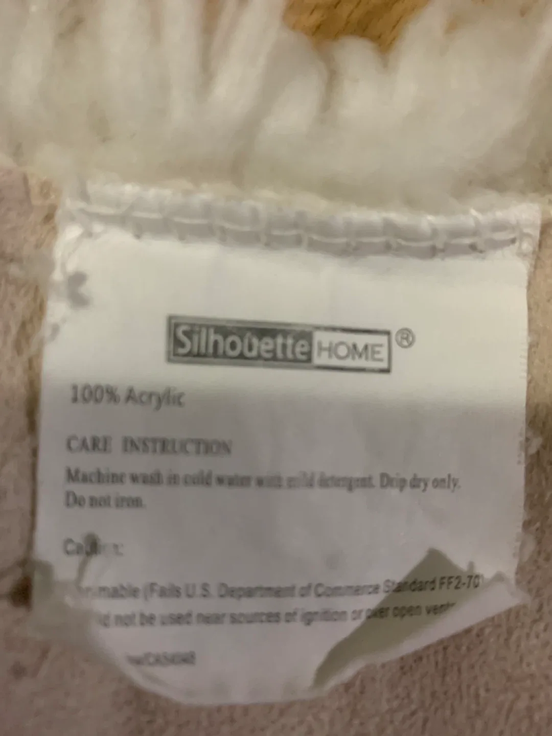 Silhouette Home White Acrylic Rug image indicator(3)