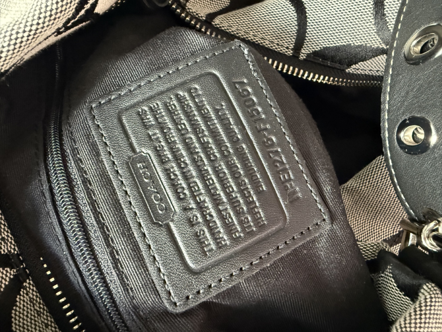 Coach Signature  Hobo Bag - photo 5