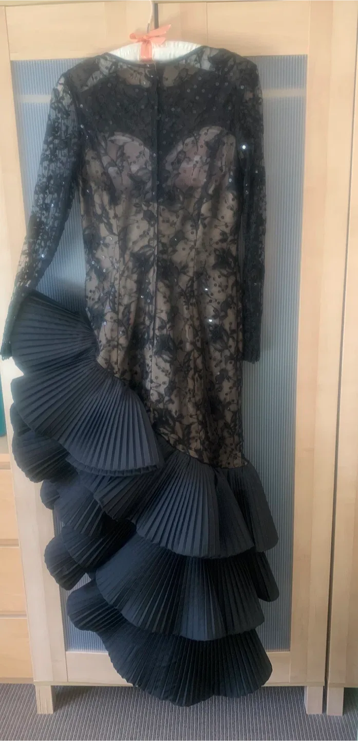 Vintage Victor Costa Black Lace & Pleated Ruffle Gown image indicator(4)