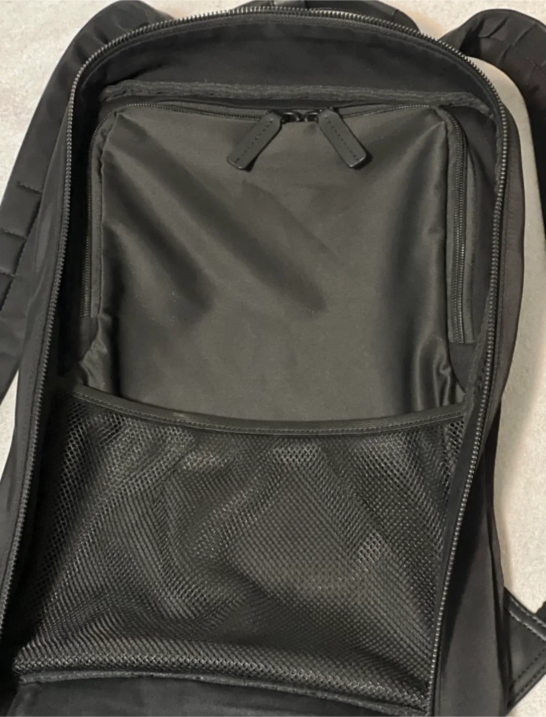 Monos Metro Backpack + Folio Kit - FINAL PRICE! image indicator(6)