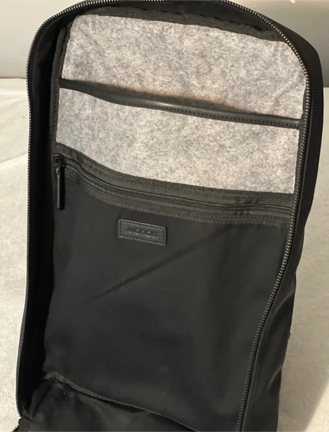 Monos Metro Backpack + Folio Kit - FINAL PRICE! image indicator(5)