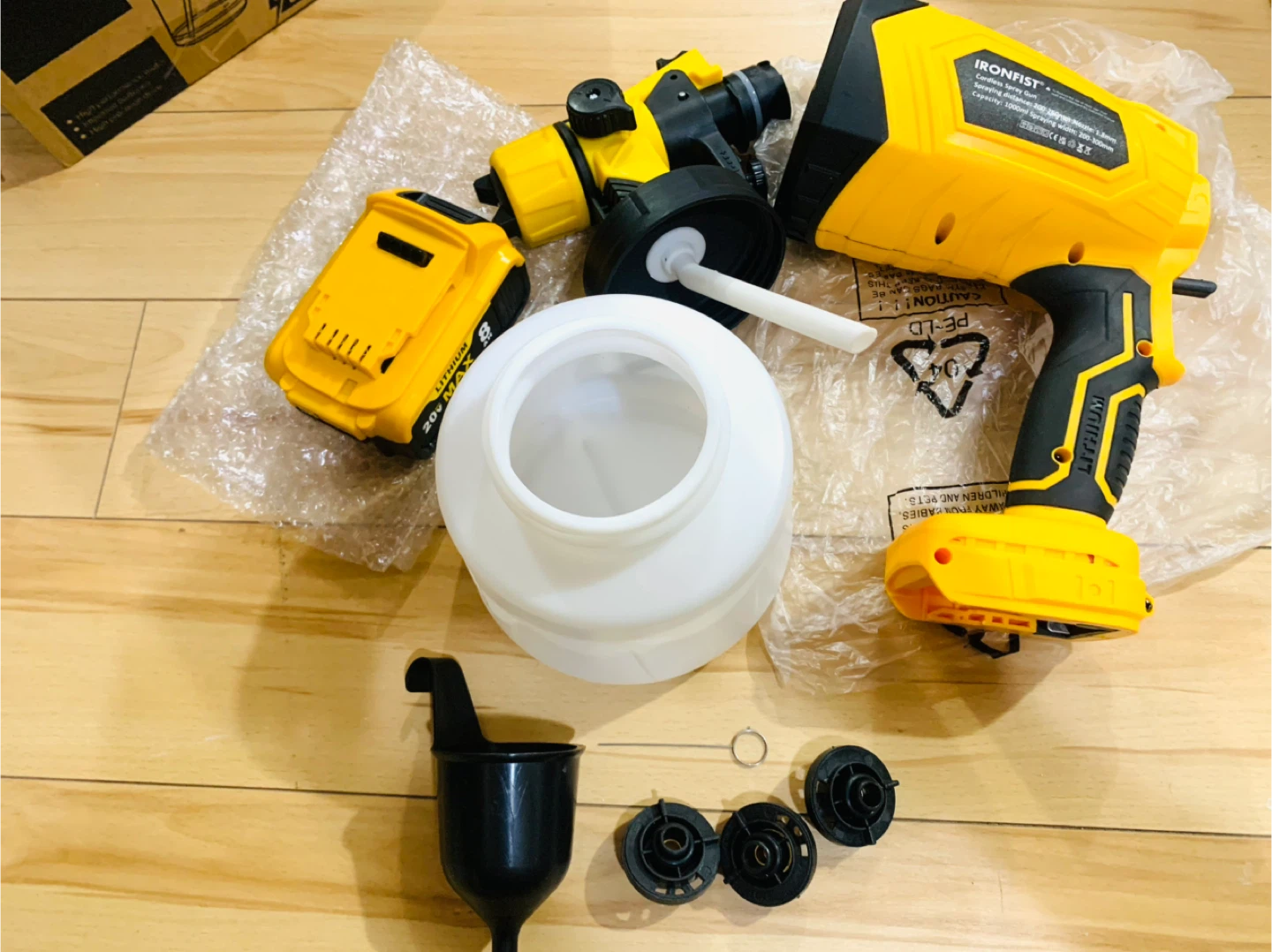IRONFIST Li-Ion Portable Spray Gun - New! - photo 3