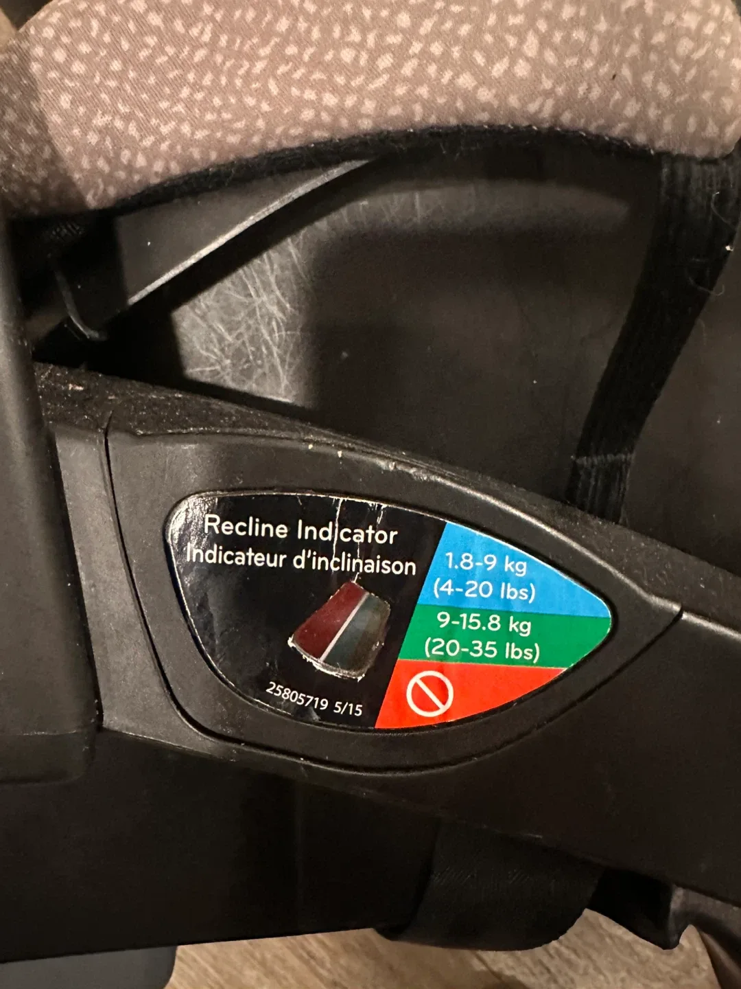 Evenflo SafeMax Infant Car Seat - Expires 2024 image indicator(4)