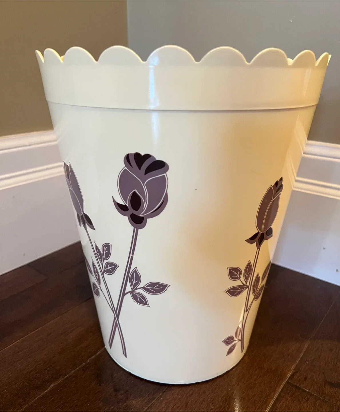 Retro Waste Basket image indicator(5)