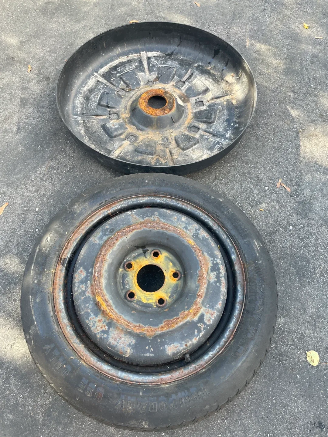 Spare Tire with Cover thumbnail