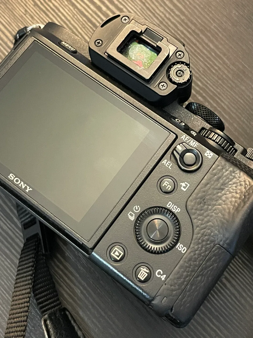 Sony Alpha 7 II Camera with 35mm Tamron Lens image indicator(3)