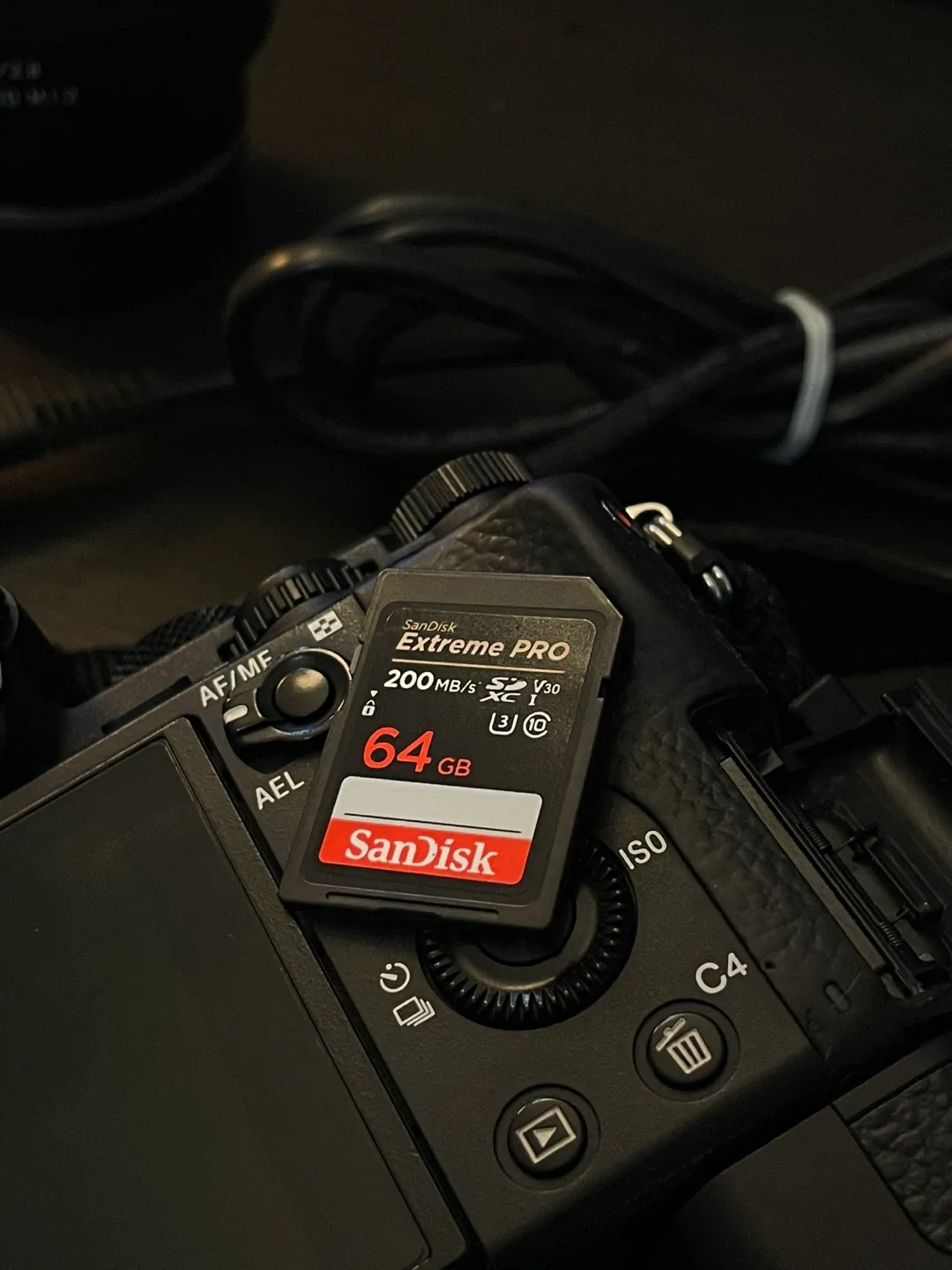 Sony Alpha 7 II Camera with 35mm Tamron Lens image indicator(7)