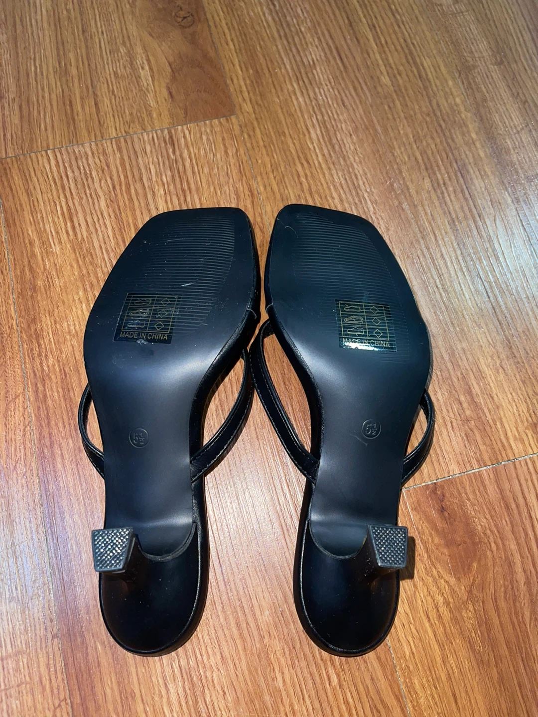 Black kitten Heels - Size US 5.5 - photo 2