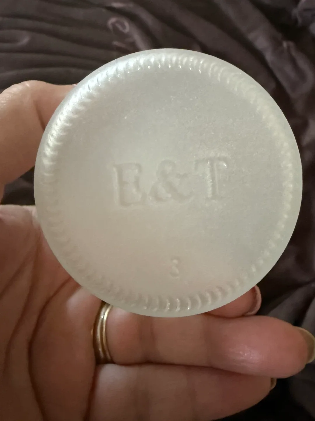 E&T Glass Olive Oil Dispenser image indicator(4)