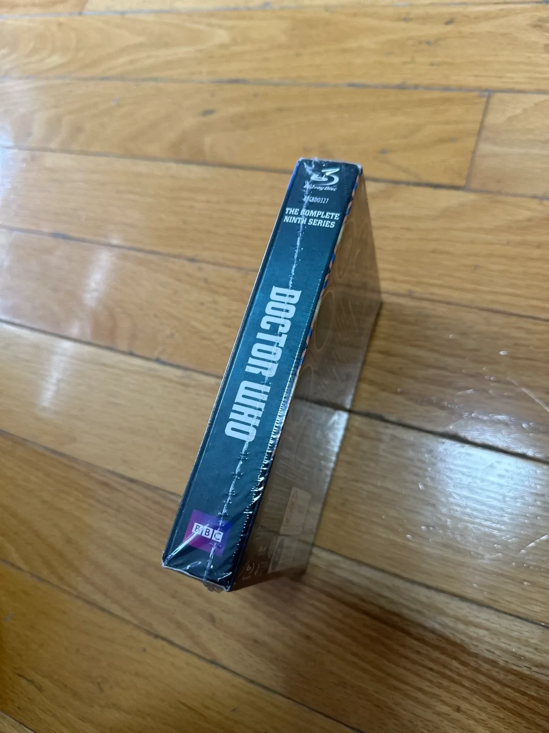 New Doctor Who: The Complete Ninth Series Blu-ray image indicator(2)