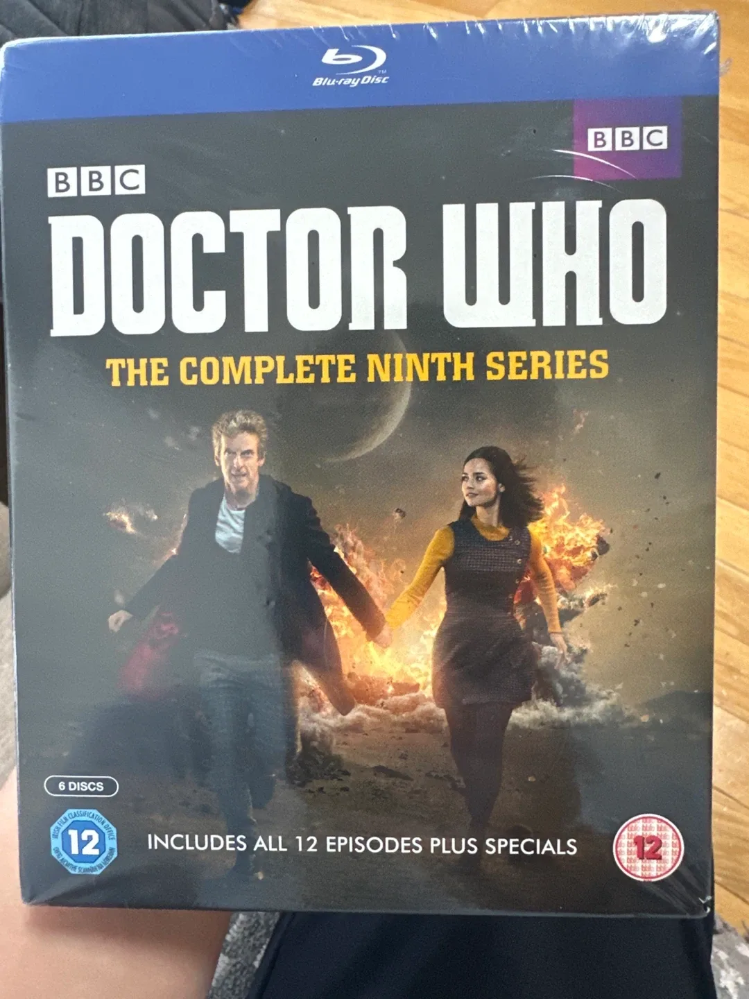 New Doctor Who: The Complete Ninth Series Blu-ray image indicator(7)