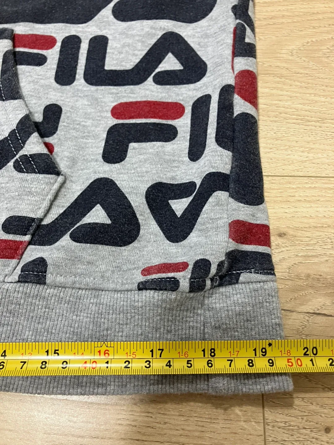 Sweater hoodies top clothes sales image indicator(7)