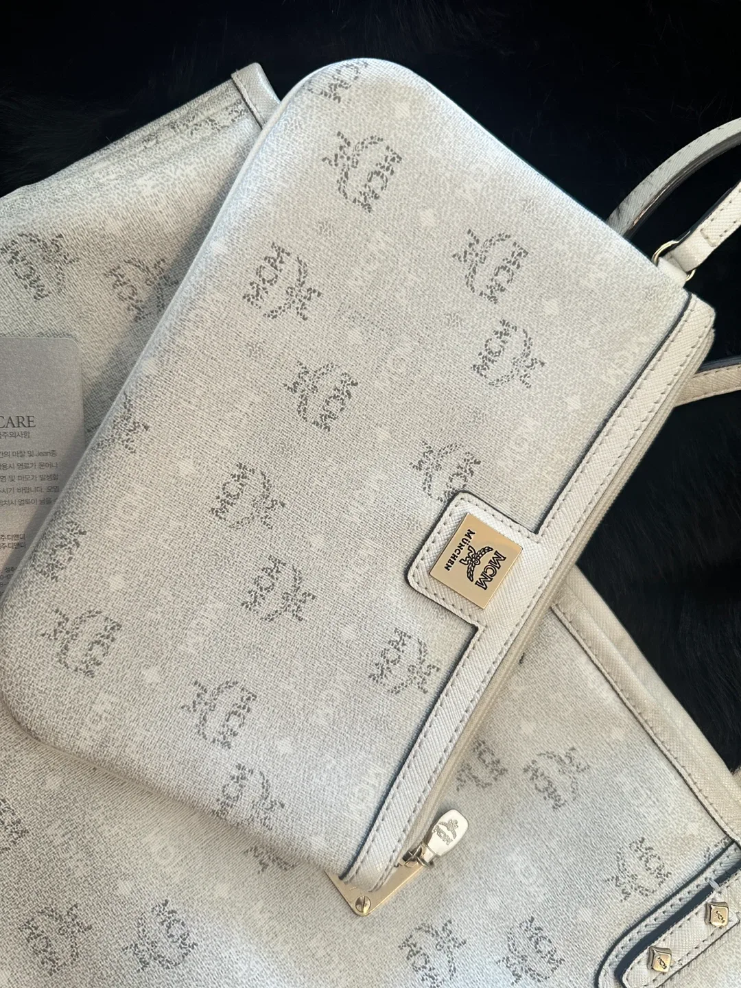 MCM White Tote Bag & Clutch Set with authenticity card image indicator(3)