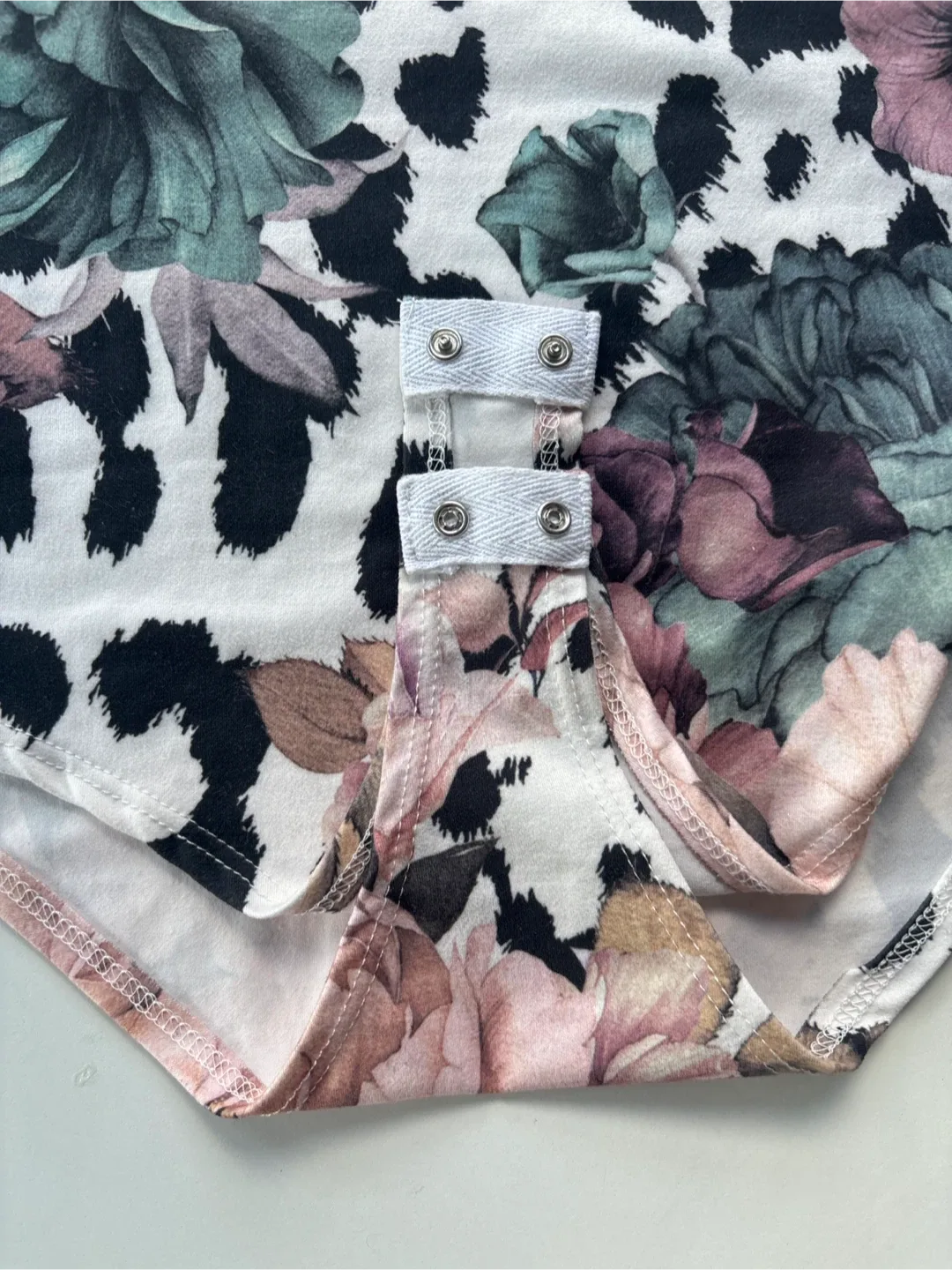 Gaze XS Floral Bodysuit image indicator(4)