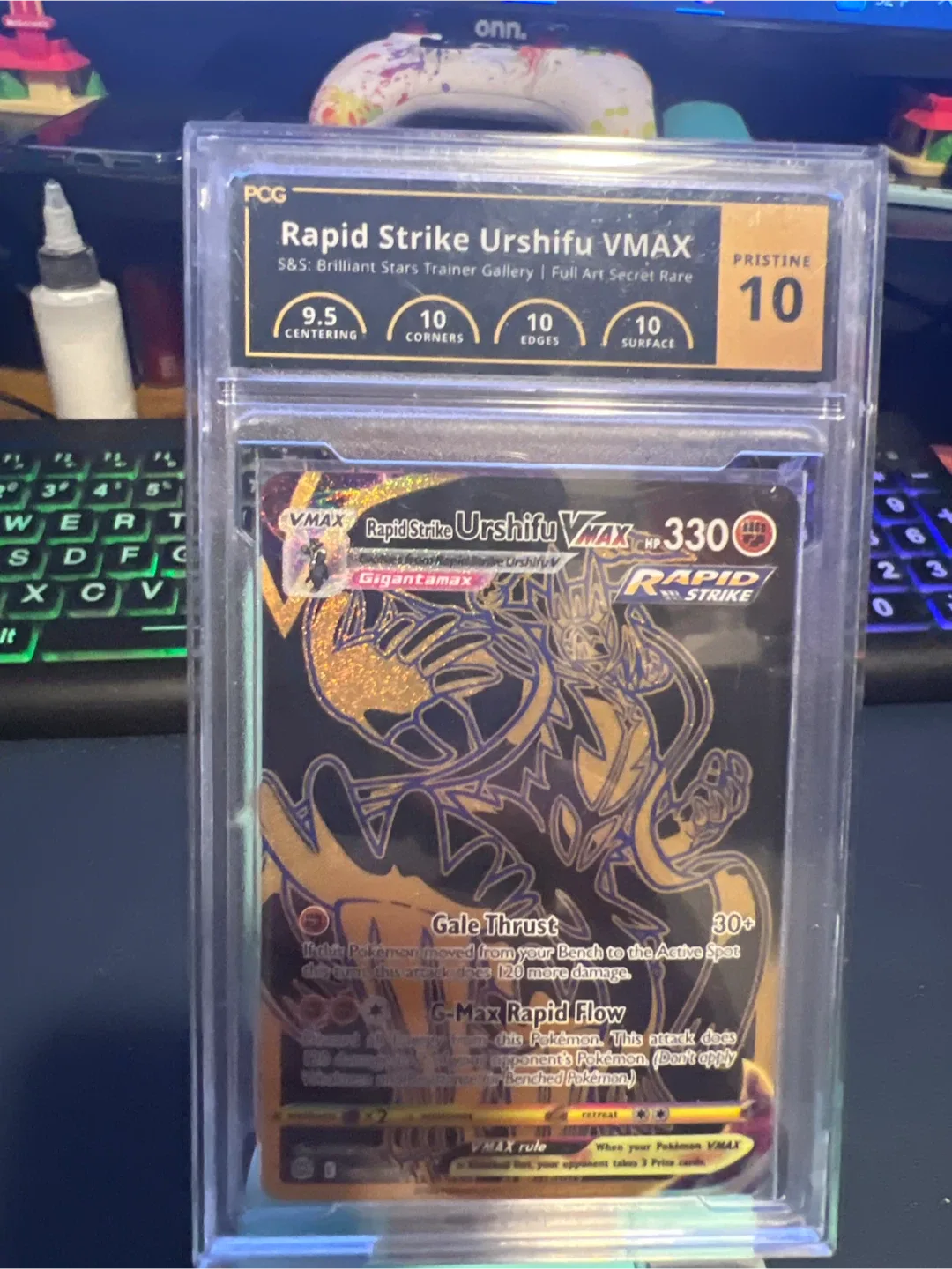 Rapid Strike Urshifu VMAX Pristine 10 PCG thumbnail