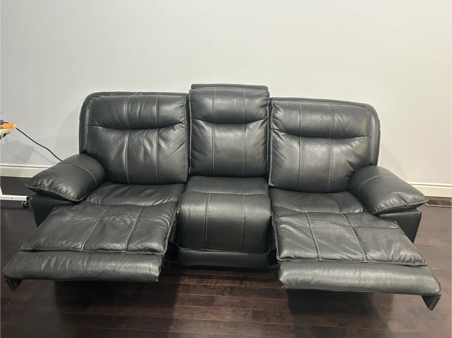 Black Reclining Sofa image indicator(3)