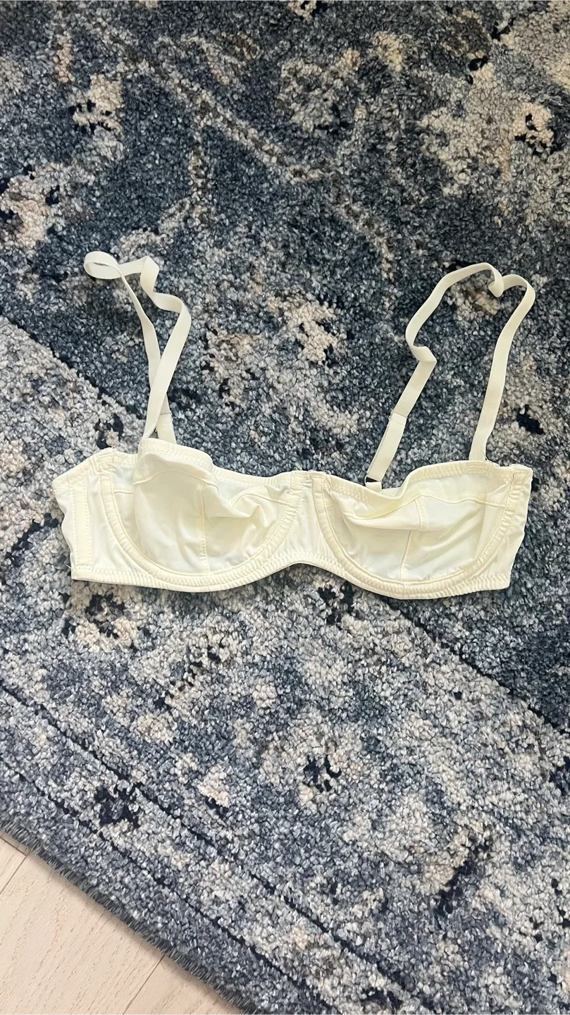 Urban Outfitters Out From Under bralette - size 32B
