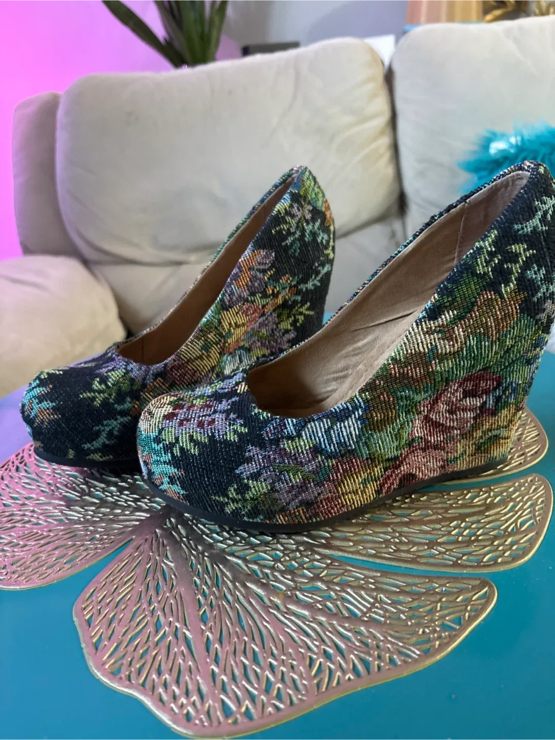 Aldo Floral Wedge Heels - Size 6.5 image indicator(5)