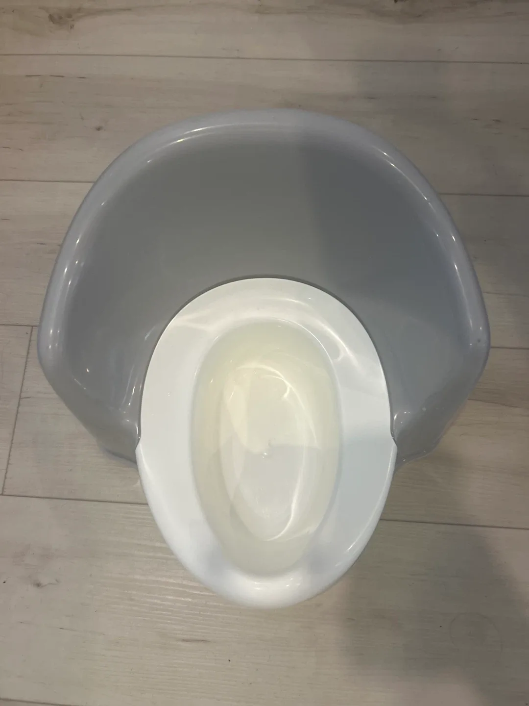 BabyBjorn Potty Chair - Grey & White image indicator(2)