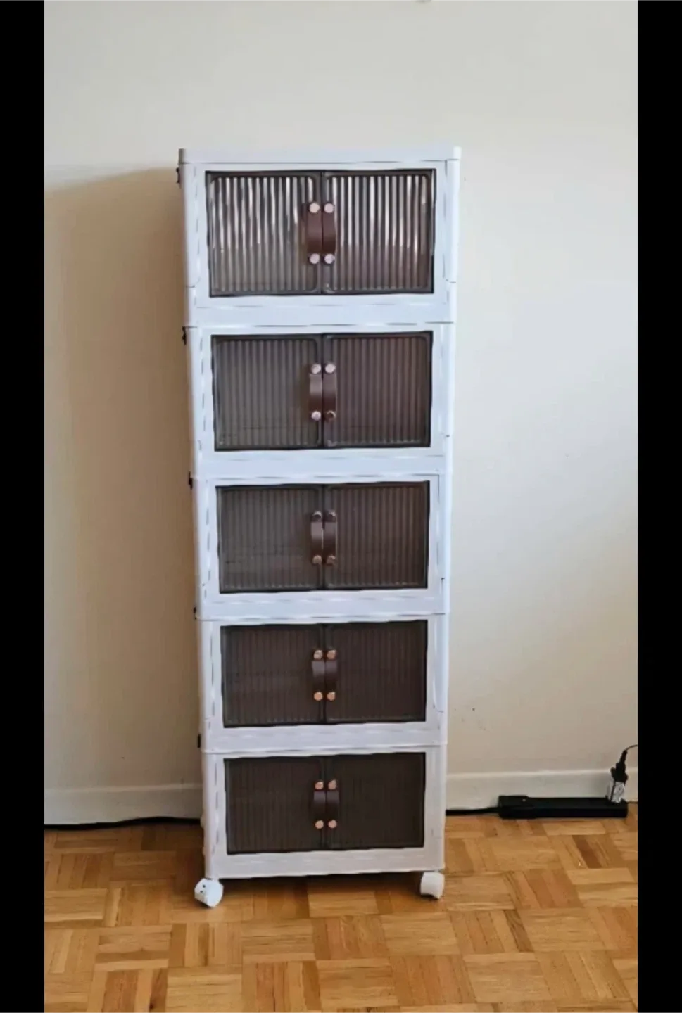 White Stackable Storage Cabinet image indicator(2)