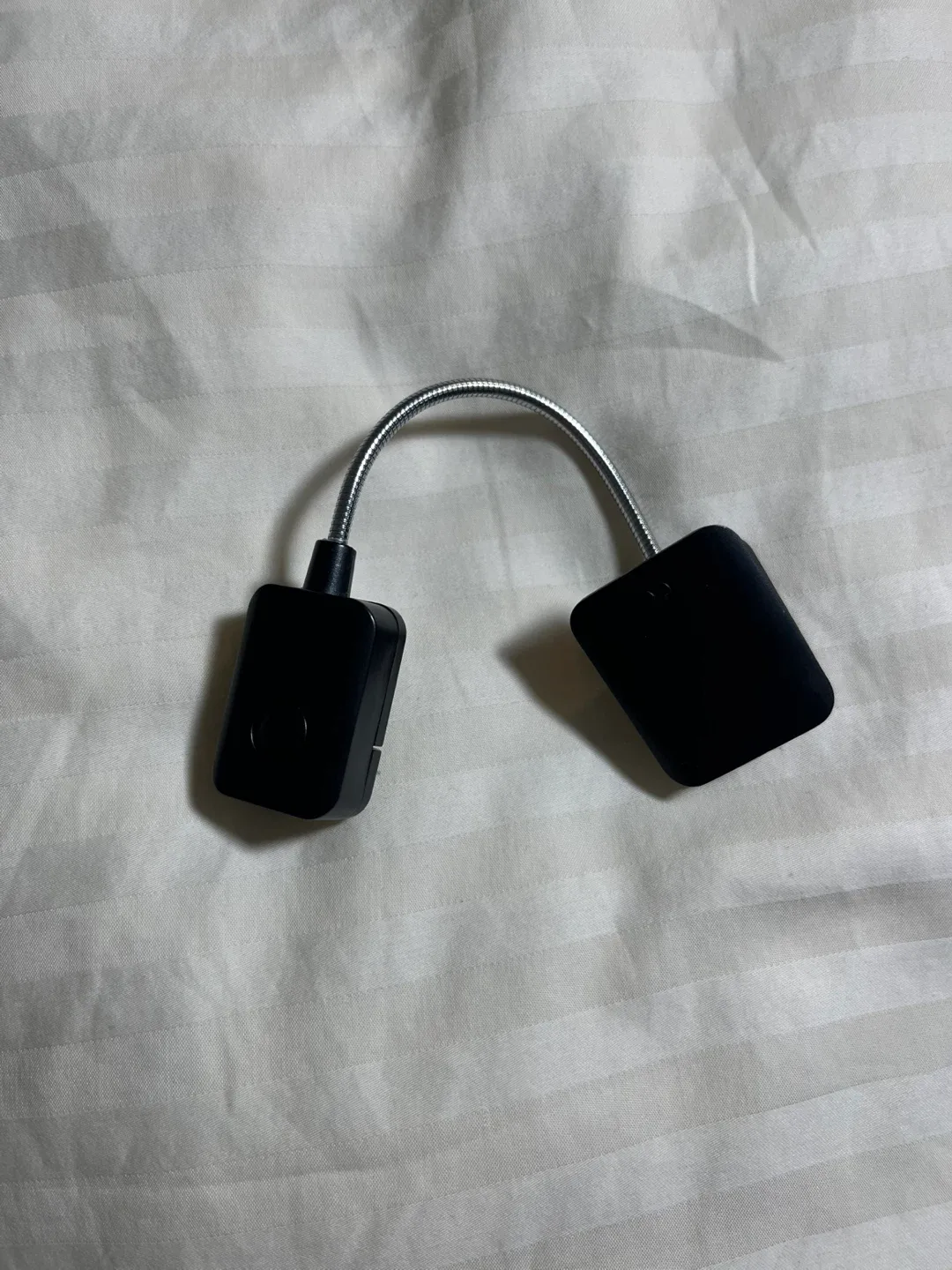 Clip-on Book Light - Black image indicator(2)