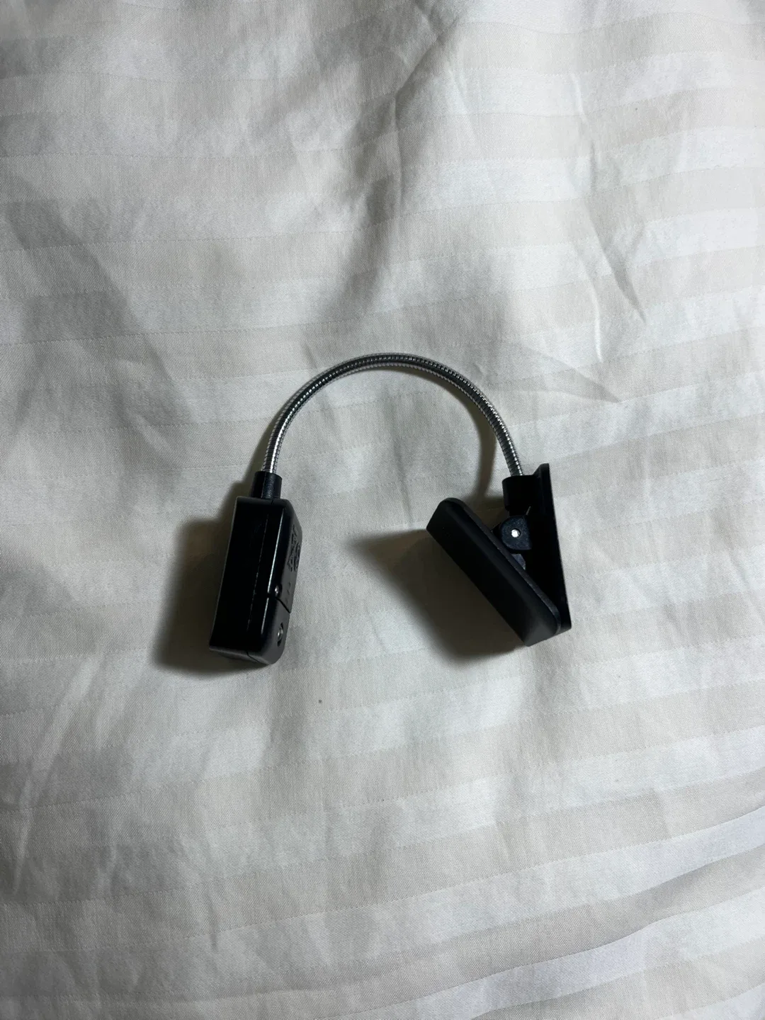 Clip-on Book Light - Black image indicator(3)