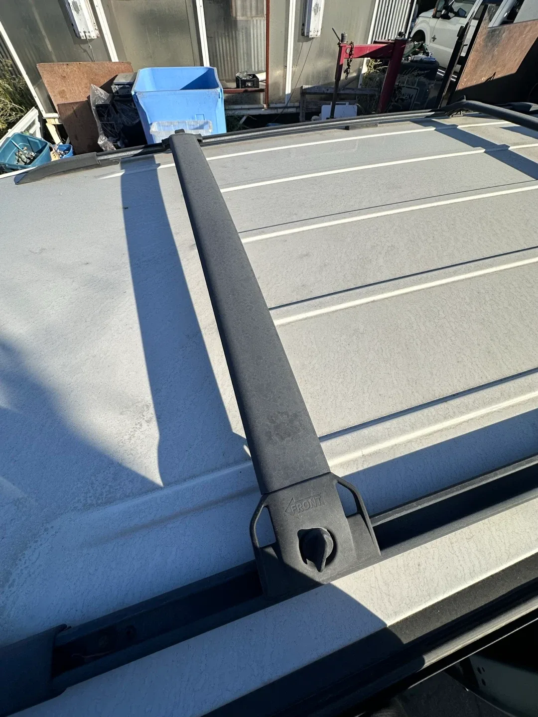 Roof Rack Cross Bars 2011 Dodge Caravan image indicator(3)