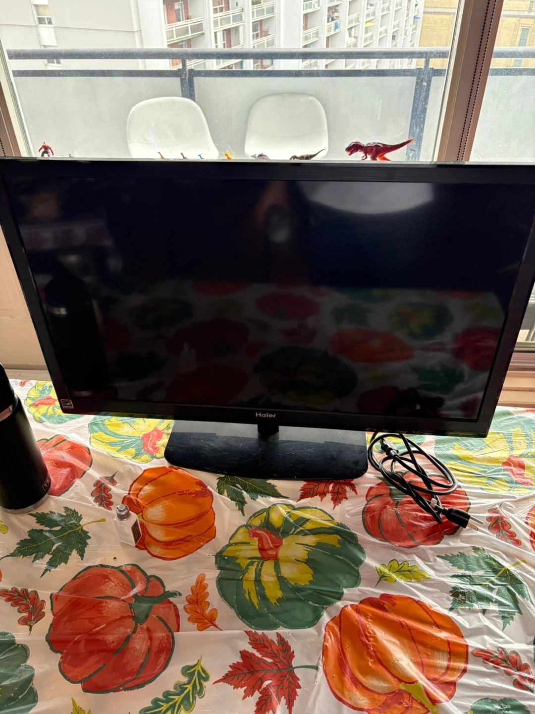 Haier 32" TFT-LCD Color TV LE32F2220